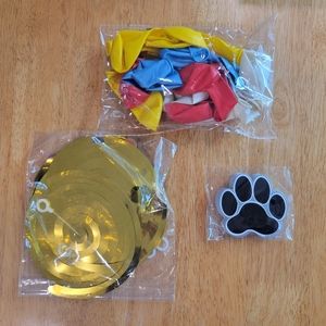 NWOT Dog themed party decorations